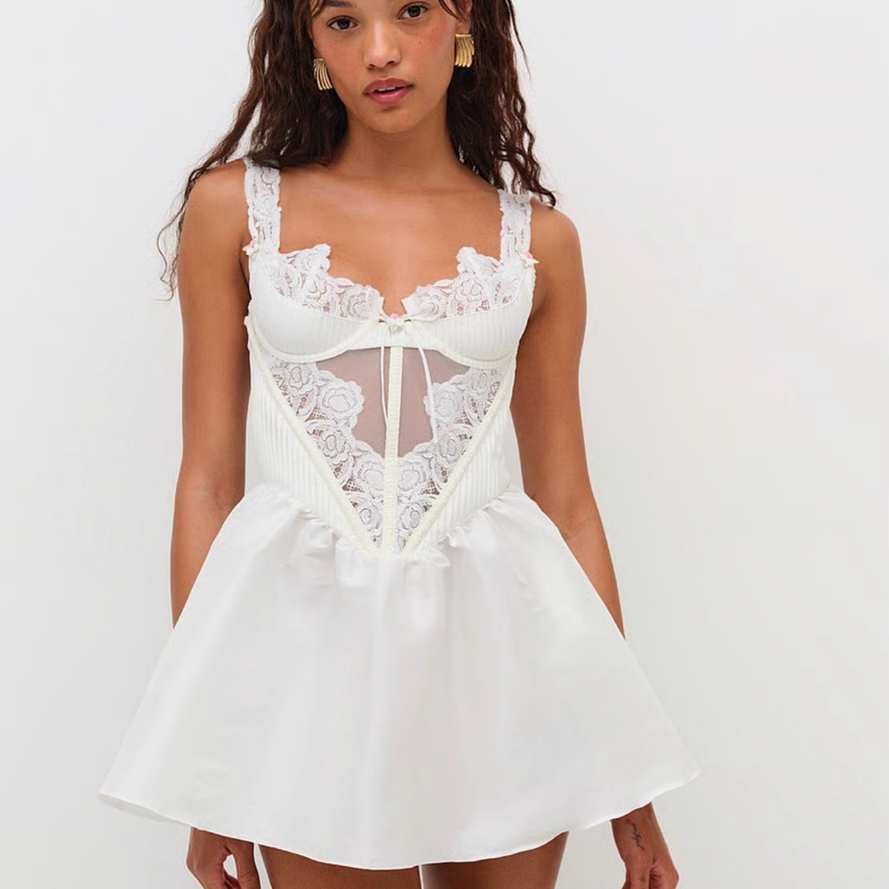 FOR LOVE & LEMONS
Isabella Slip Dress